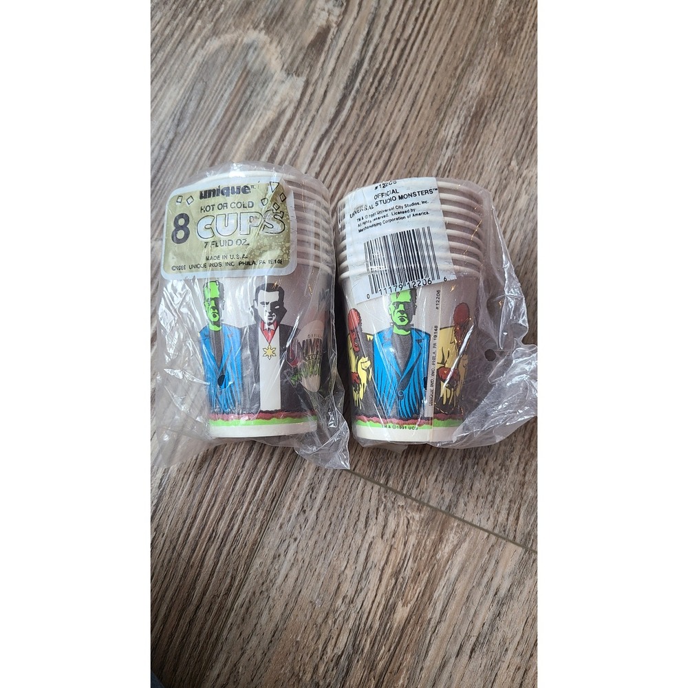 Vintage 1991 Universal Monsters Party Cups Unique 16ct Dracula Frankenstein